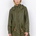 SC-Alexa 1 raincoat