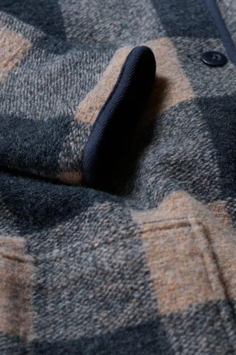 Your new go-to jacket, with a relaxed fit and a comfortable round neck. Our Merywen Jacket is soft to the touch, thoughtfully designed with sleek curved hems and neat bound edges. Wear it open or closed and layered through the seasons.