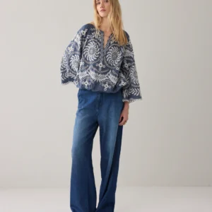 Summum Woman Chambray Top With Embroidery